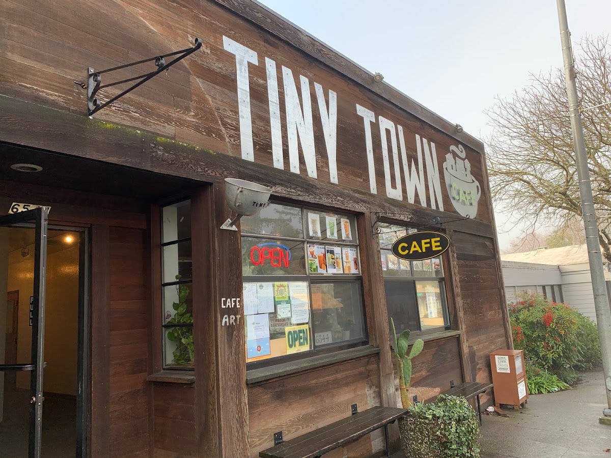 Tiny Town Cafe
